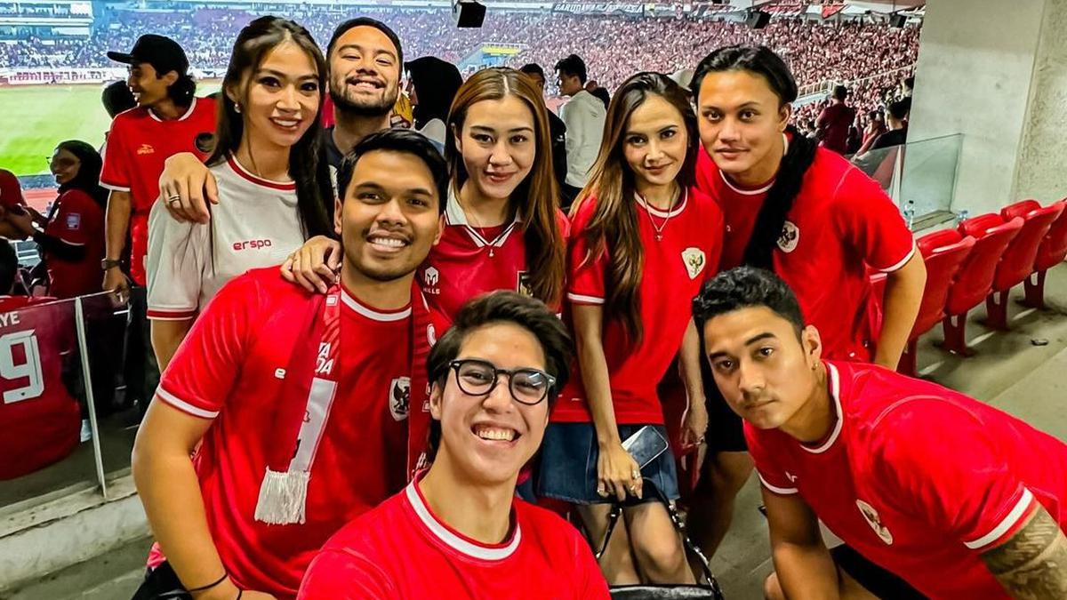 Dari Thariq Halilintar dan El Rumi, 6 Artis Ini Nonton Indonesia Vs Australia Kualifikasi Piala Dunia 2026 Berita Viral Hari Ini Jumat 20 September 2024