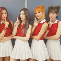 Red Velvet "Russian Roulette" 