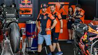 Pembalap Red Bull KTM Tech 3, Enea Bastianini. (MOHD RASFAN / AFP)