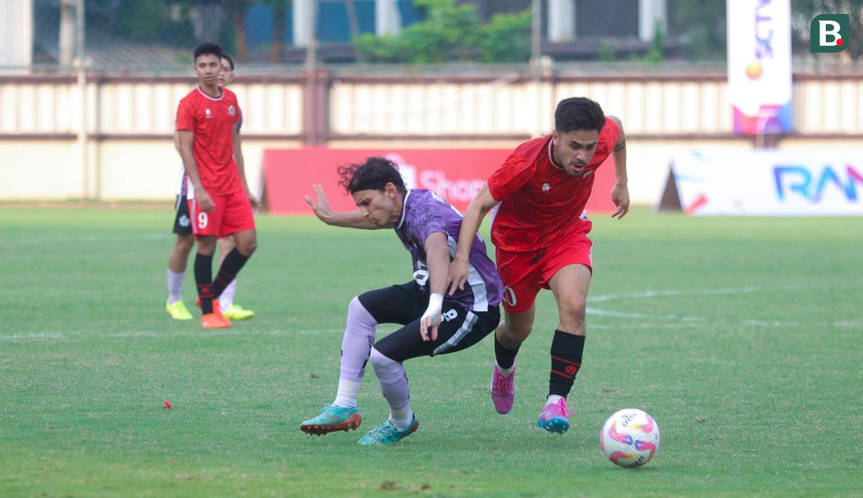 Colossus FC menyapu bersih dua pertandingan dengan mengalahkan Standupindo FC 1-0 dan Selebritis FC 2-1 di Celebrity Trofeo 2025. (Bola.com/M Iqbal Ichsan)