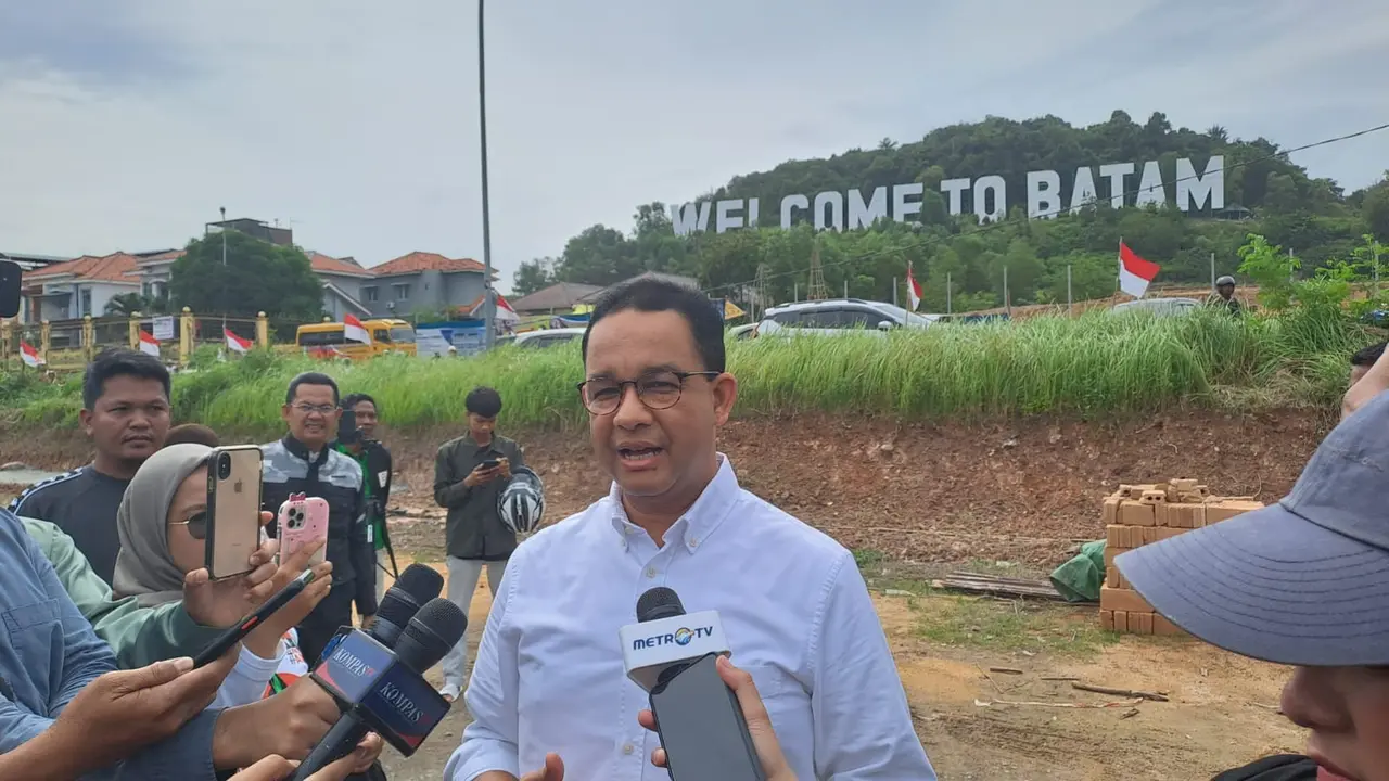 Calon Presiden (Capres) nomor urut 1, Anies Baswedan melanjutkan kampanyenya dengan berkunjung ke Batam, Kepulauan Riau pada Jumat (19/1/2024).