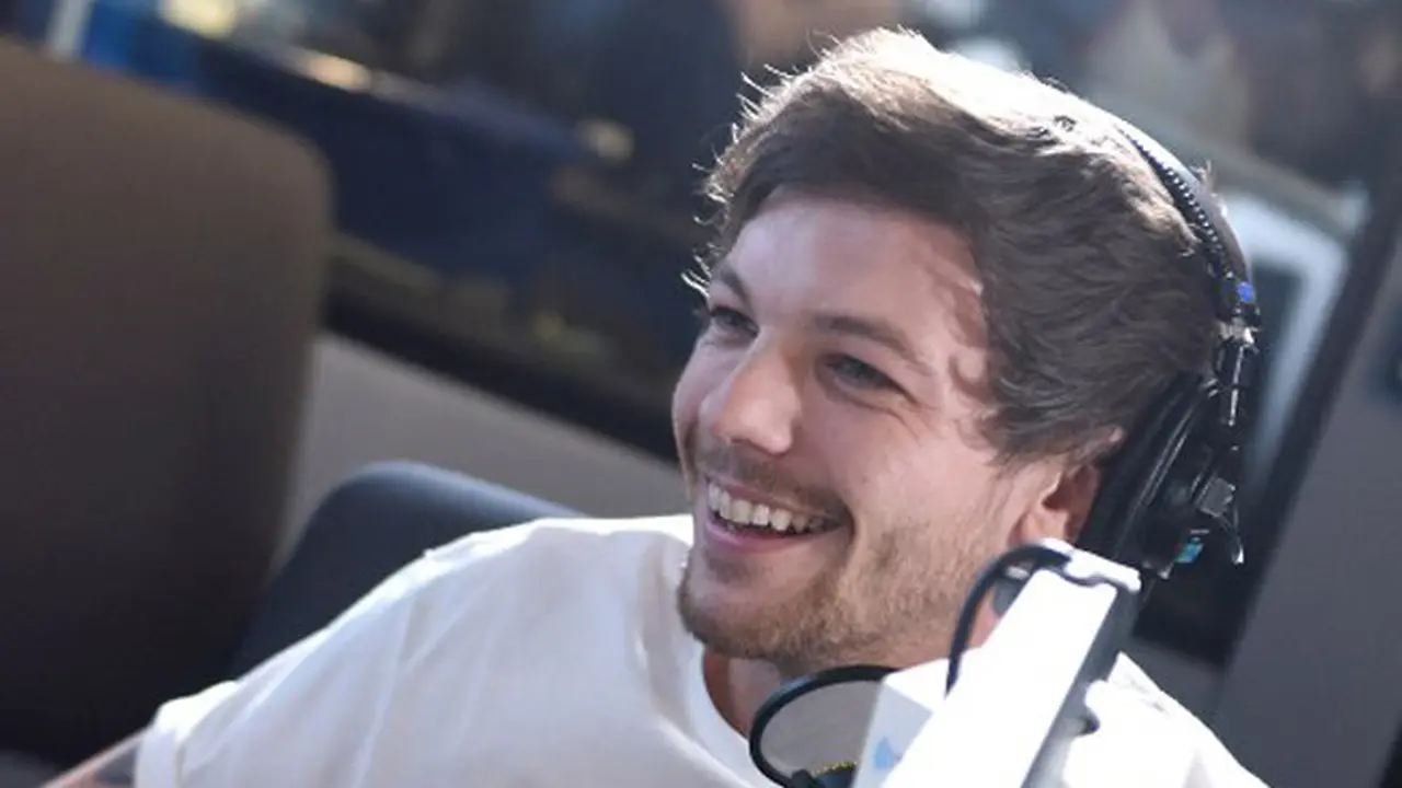 [Bintang] Louis Tomlinson