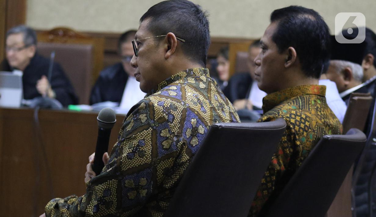 Mantan Menteri Agama, Lukman Hakim Saifuddin saat menjadi saksi pada sidang lanjutan dugaan suap jual-beli jabatan di lingkungan Kemenag dengan terdakwa M Romahurmuziy di Pengadilan Tipikor Jakarta, Rabu (4/12/2019). Sidang beragenda mendengar keterangan saksi. (Liputan6.com/Helmi Fithriansyah)