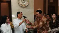 Ahok Unggah Foto Kemesraan Saat Antar Jokowi ke Istana