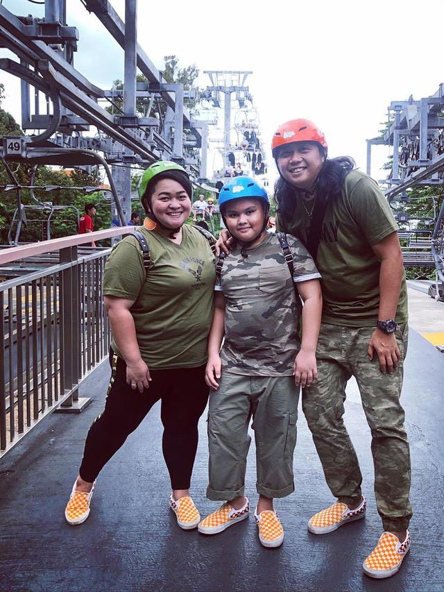 [Fimela] Artis-artis yang Rumahnya Kebanjiran