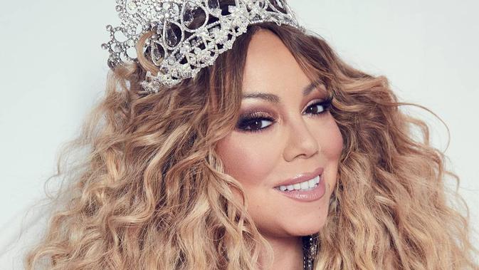 Mariah Carey Pakai Tiara Karya Rinaldy Yunardi Fashion 