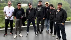 Setelah sebelumnya dikenal sebagai bagian dari geng motor The Prediksi, kini Andre bersama Tora dan Desta menciptakan geng baru bernama Bedain. Empat komika super kocak dan ceria yang bergabung bersama mereka, yaitu Boris Bokir, Rigen, Rispo, dan Indra Jegel. (Liputan6.com/IG/@desta80s)