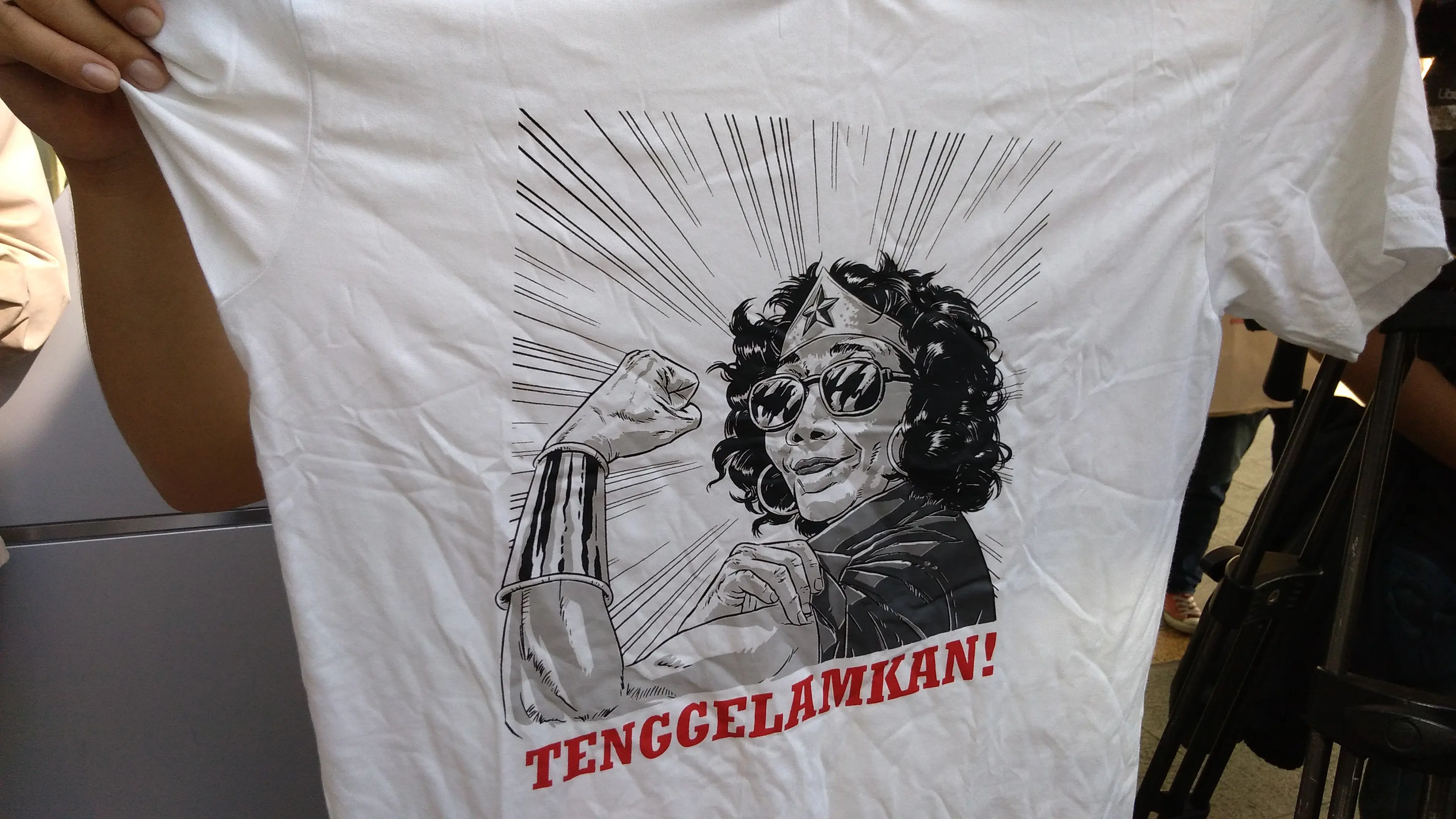 Kaos Tenggelamkan Menteri Susi. Dok: Tommy Kurnia/Liputan6.com