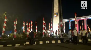 Sebanyak 17845 umbul umbul bendera merah putih dipasang di sejumlah sudut jalanan protokol di wilayah Bogor, dalam menyambut bulan kemerdekaan dan pelaksanaan Asian Games. pemasangan ini dimaksudkan sebagai simbol membangkitkan kembali rasa cinta tan...