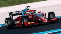 Pebalap Pertamina Prema Theodore Racing, Sean Gelael, menempati posisi ke-14 pada hari pertama tes pramusim Formula 2 (F2) 2018 di Sirkuit Sakhir, Bahrain, Rabu (21/3/2018). Sementara rekan timnya, Nyck de Vries, menjadi yang tercepat. (Formula 2)