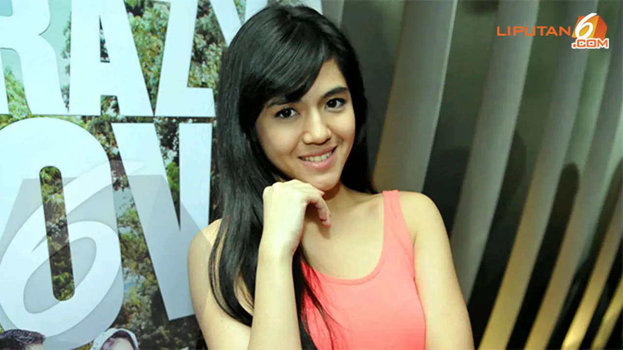 dj-una-2-130926b.jpg