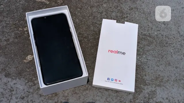 Realme 2