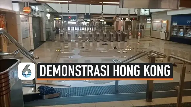 VIDEO: Demonstran Hong Kong Rusak Stasiun Kereta