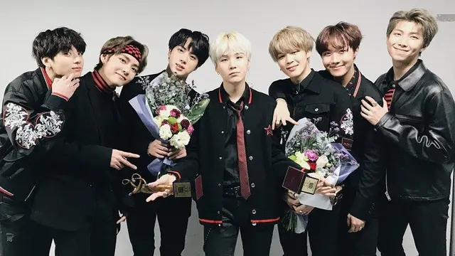 [Bintang] Alasan BTS Tak Hadiri iHeartRadio Music Awards