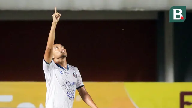 Foto: Menang Tipis, Arema FC Gusur Posisi Persib Bandung di Klasemen Sementara BRI Liga 1