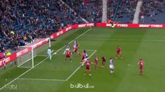 West Brom gagal menghentikan tren buruk tak pernah menang setelah ditahan imbang 1-1 oleh Swansea City, Sabtu (7/4). Selepas babak...