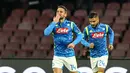 Penyerang Napoli, Dries Mertens tampil brilian dengan mencetak dua gol ke gawang Milan Borjan pada laga lanjutan Liga Champions Grup C yang berlangsung di stadion San Paulo, kamis (29/11). Napoli menang 3-1 atas Red Star Belgrade. (AFP/Fillipo Monteforte)