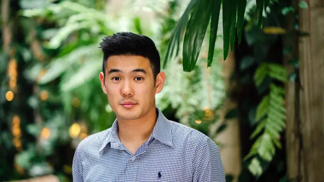Rambut Kaku Pria Bikin Jadi Susah Diatur, Apa Saja Sih Penyebab dan Cara Mengatasinya?