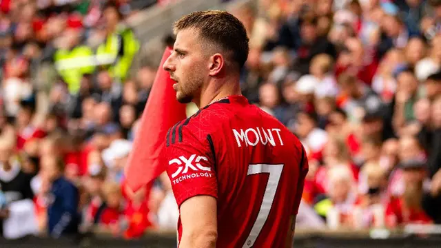 Foto: Debut Manis Mason Mount Bersama MU, Berikan Umpan Terobos Ciamik dan Hampir Cetak Gol