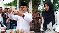 Alun-alun Banyuwangi jadi pusat kuliner dan festival selama Ramadan. (foto: ©merdeka.com)