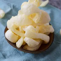 Ilustrasi kerupuk kulit/copyright shutterstock.com/Pak_Dudung