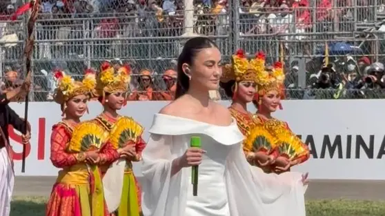 Agnez Mo Bikin Merinding Lewat Indonesia Raya di Mandalika
