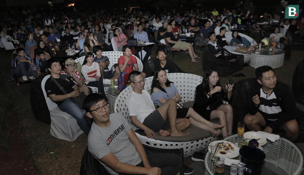Suasana nobar final Piala Dunia di Hotel Novotel, Tangerang, Minggu, (15/6/2018). Prancis menjadi juara Piala Dunia 2018 usai mengalahkan Kroasia 4-2. (Bola.com/M Iqbal Ichsan)