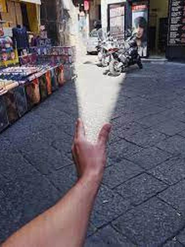 6 Ilusi Optik di Perkotaan Ini Bikin Terkecoh, Perlu Lihat Dua Kali