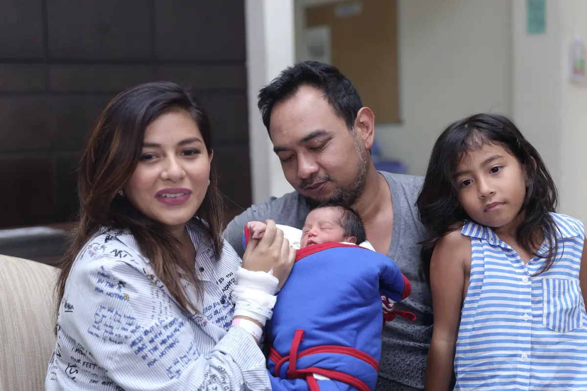 [Bintang] Meisya Siregar - Bebi Romeo