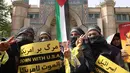 Pada Minggu (6/4/2025), sebuah serangan Israel telah menewaskan puluhan warga sipil Palestina yang sebagian besar perempuan dan anak-anak. (ATTA KENARE/AFP)