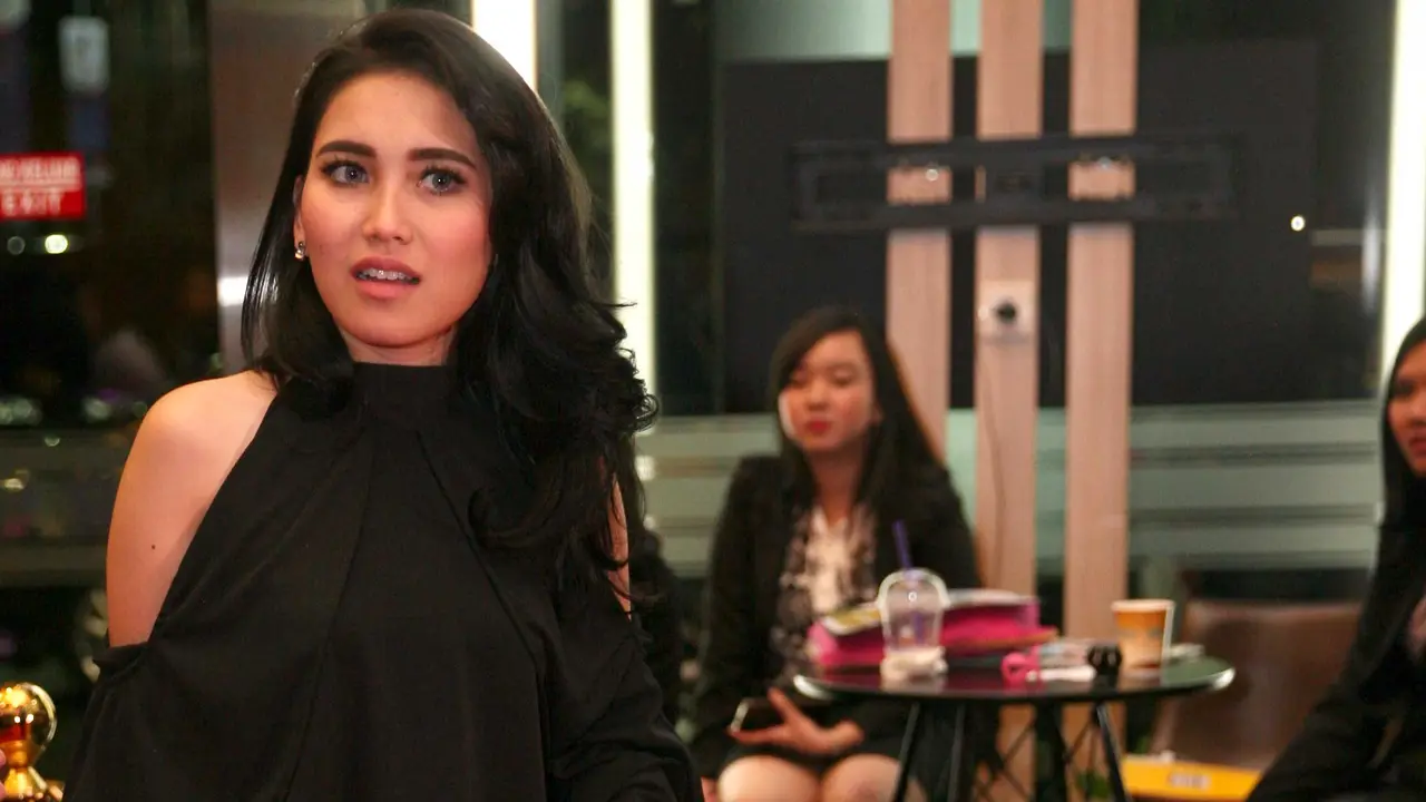 [Bintang] Ayu Ting Ting