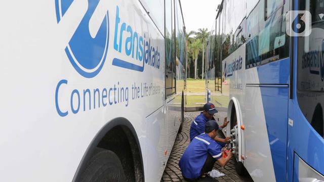 200 Unit Bus Listrik Baru Transjakarta Resmi Diluncurkan