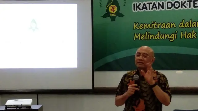 Dokter Aman B. Pulungan