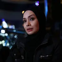 Terry Putri di konser World AIDS Day (Deki Prayoga/Bintang.com)