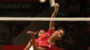 Nitya Krishinda Maheswari/Greysia Polii menang dengan skor 17-21 21-13 21-11. (Bola.com/Arief Bagus)