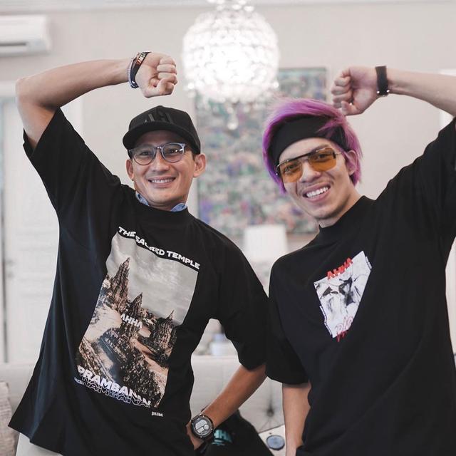 6 Potret Atta Halilintar Bareng Pejabat, Gayanya Sering Kompakan