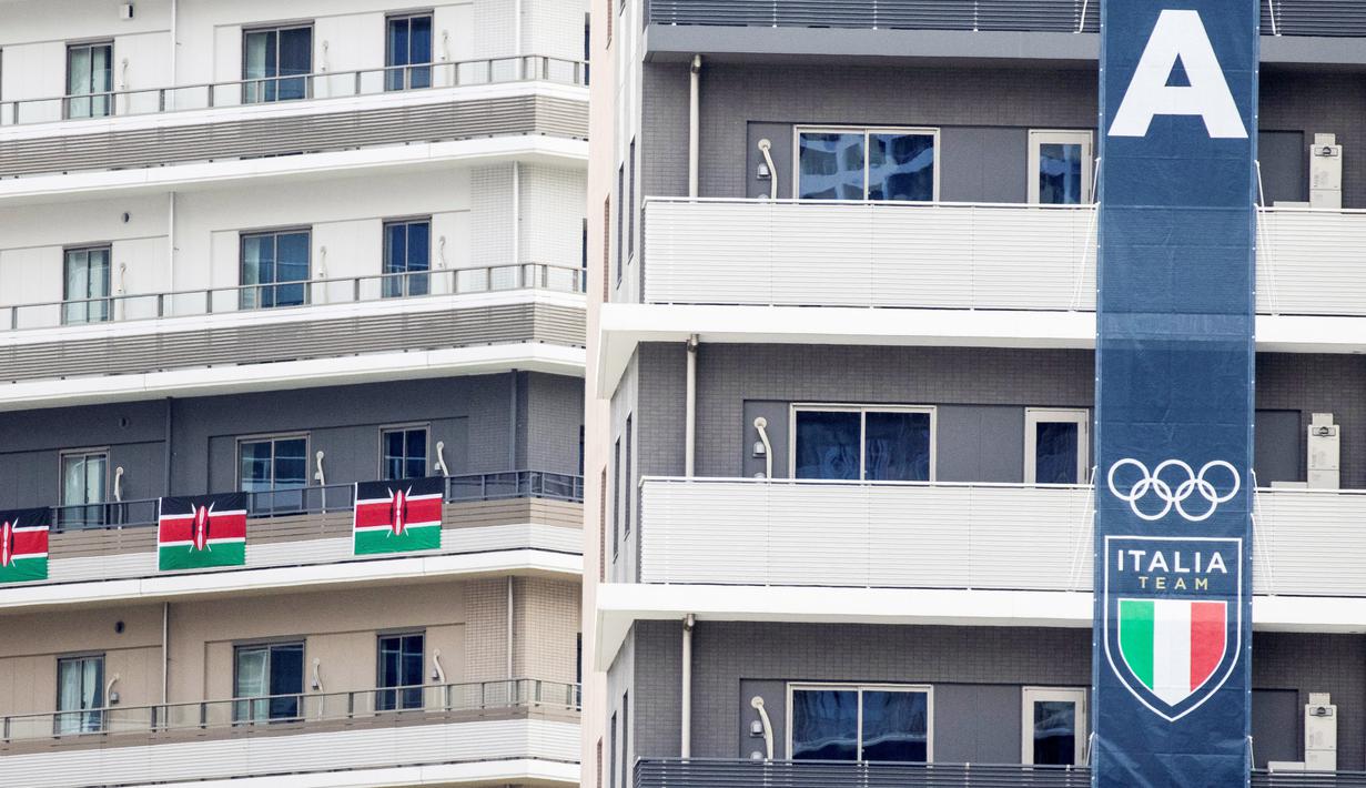 Masing-masing gedung memiliki jumlah lantai yang bervariasi, antara 14 hingga 18 lantai. (Foto: AFP/Behrouz Mehri)