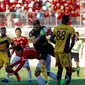 Bali United gagal mengamankan poin penuh di kandangnya, usai ditahan imbang 1-1 oleh Mitra Kukar pada Sabtu (23/7/2016) sore di pekan ke-11 Torabika Soccer Championship presented by IM3 Ooredoo. (PT GTS)