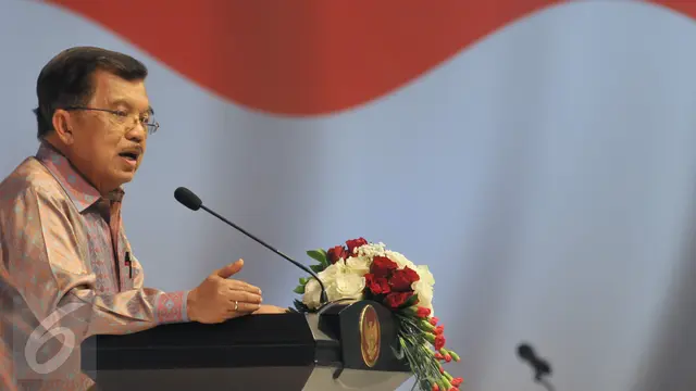 20150818-Wapres JK Hadiri Peringatan Hari Konstitusi di Gedung MPR-Jakarta