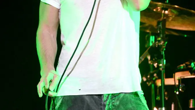 [Bintang] Chris Cornell