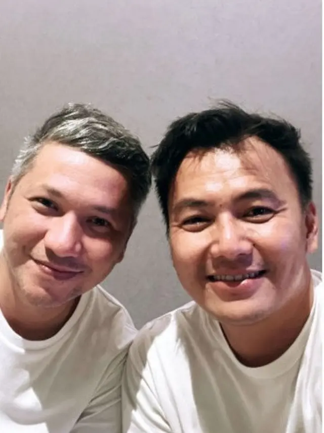 Kompak Nyanyi Bareng, Ini 6 Potret Kebersamaan Gading Marten dan Wijin