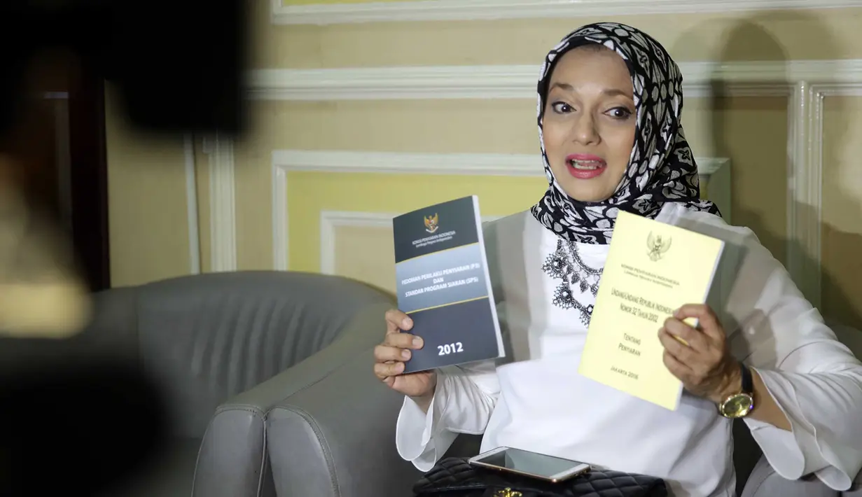 "Belum ketemu keluarga, karena saya baru pulang dari luar kota. Tapi mereka tahu karena itu trauma. Dan mereka tahu aku trauma. Jadi nggak harus dengan kata-kata," ujar Marissa Haque. (Deki Prayoga/Bintang.com)