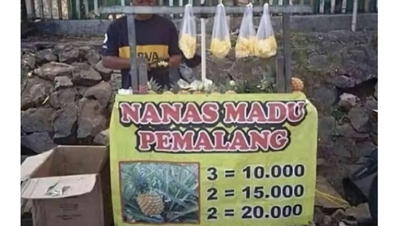 6 Spanduk Jualan Salah Tulis Harga Ini Bikin Pembeli Bingung