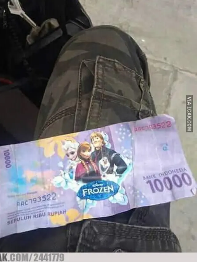 6 Momen Apes Saat Dapat Uang Ini Bikin Ngelus Dada