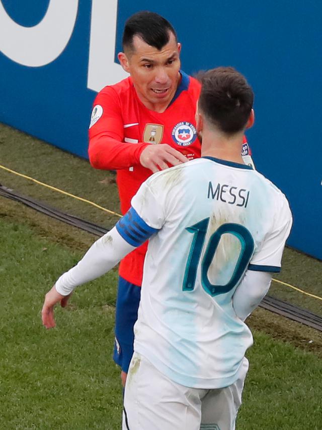Ekspresi Lionel Messi Saat Mendapat Kartu Merah di Copa America