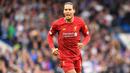 2. Virgil van Dijk - Virgil van Dijk dipastikan menjadi tembok pertahanan Liverpool yang sulit ditembus Arsenal. Ketangguhan bek asal Belanda ini membuat para Liverpool lebih aman dan leluasa untuk tampil menyerang. (AFP/Olly Greenwood)