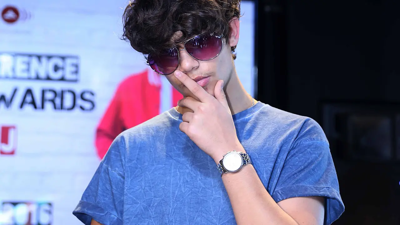 Harris J