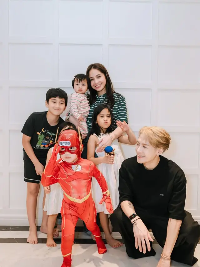 Jackson Wang mampir ke rumah Raffi Ahmad. (credit:instagram.com/raffinagita1717)