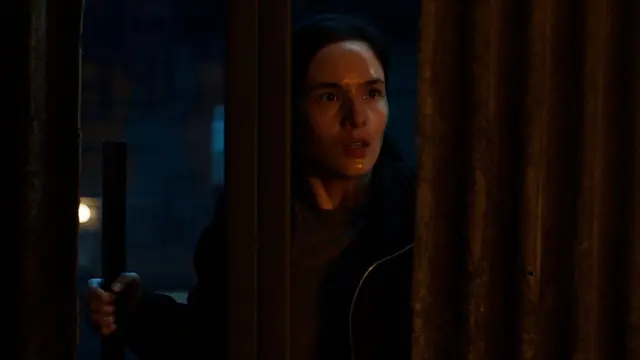 Tira (2023)