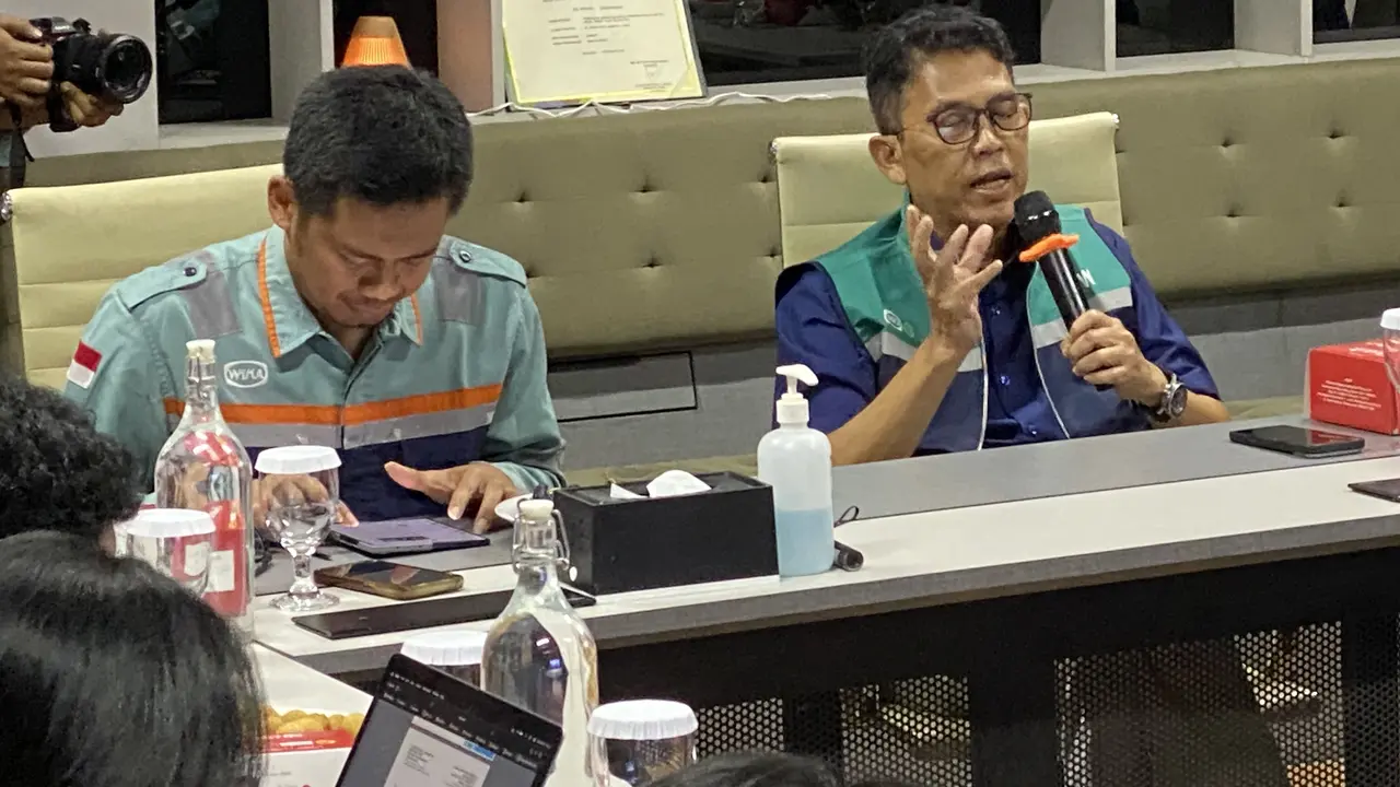 Direktur Utama PT Wijaya Karya (Persero) Tbk, Agung Budi Waskito,  di Kantor Harbour Road II, Jakarta Utara, Senin (6/4/2026). (Liputan6.com/Tian)